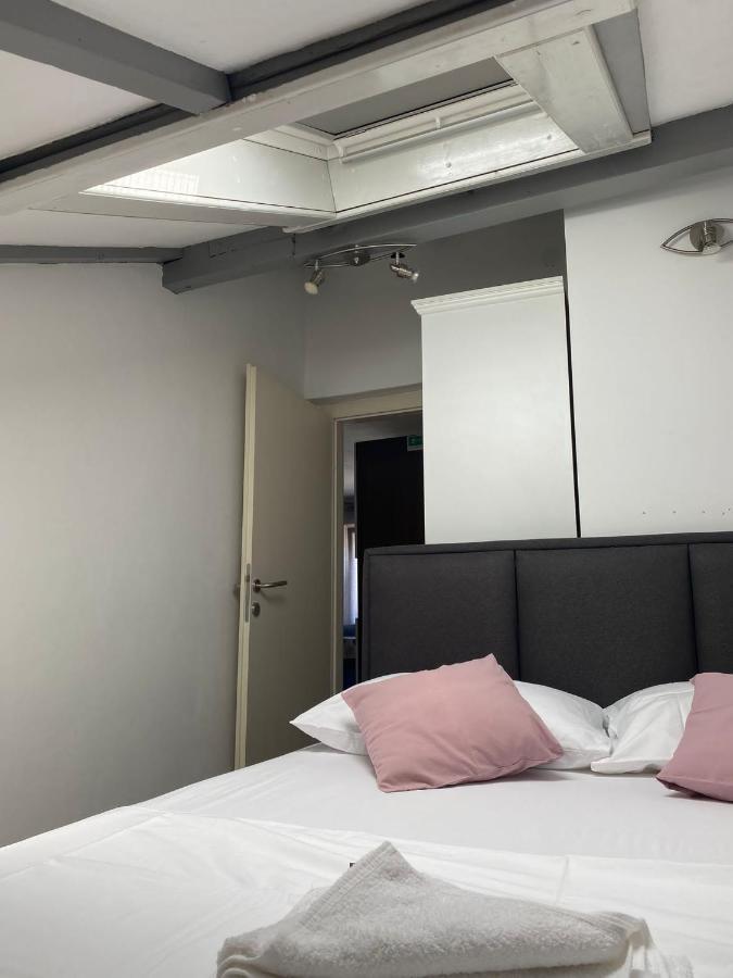 Apartment City Vibe, Great Location! Σίμπενικ Εξωτερικό φωτογραφία