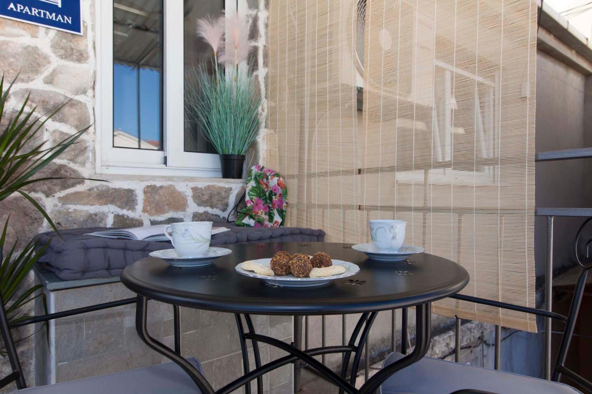 Apartment City Vibe, Great Location! Σίμπενικ Εξωτερικό φωτογραφία