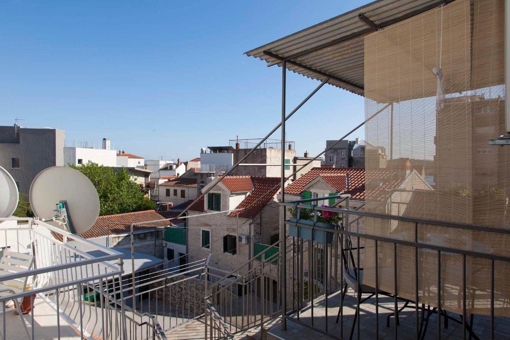 Apartment City Vibe, Great Location! Σίμπενικ Εξωτερικό φωτογραφία