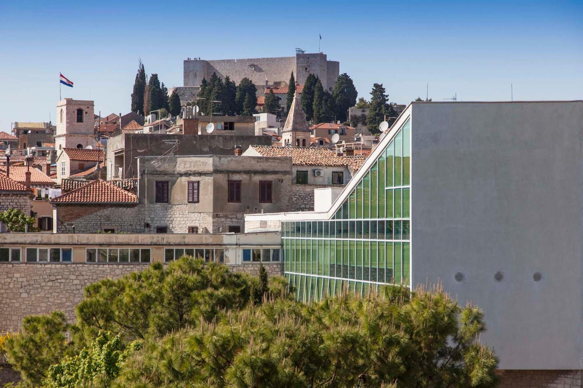 Apartment City Vibe, Great Location! Σίμπενικ Εξωτερικό φωτογραφία