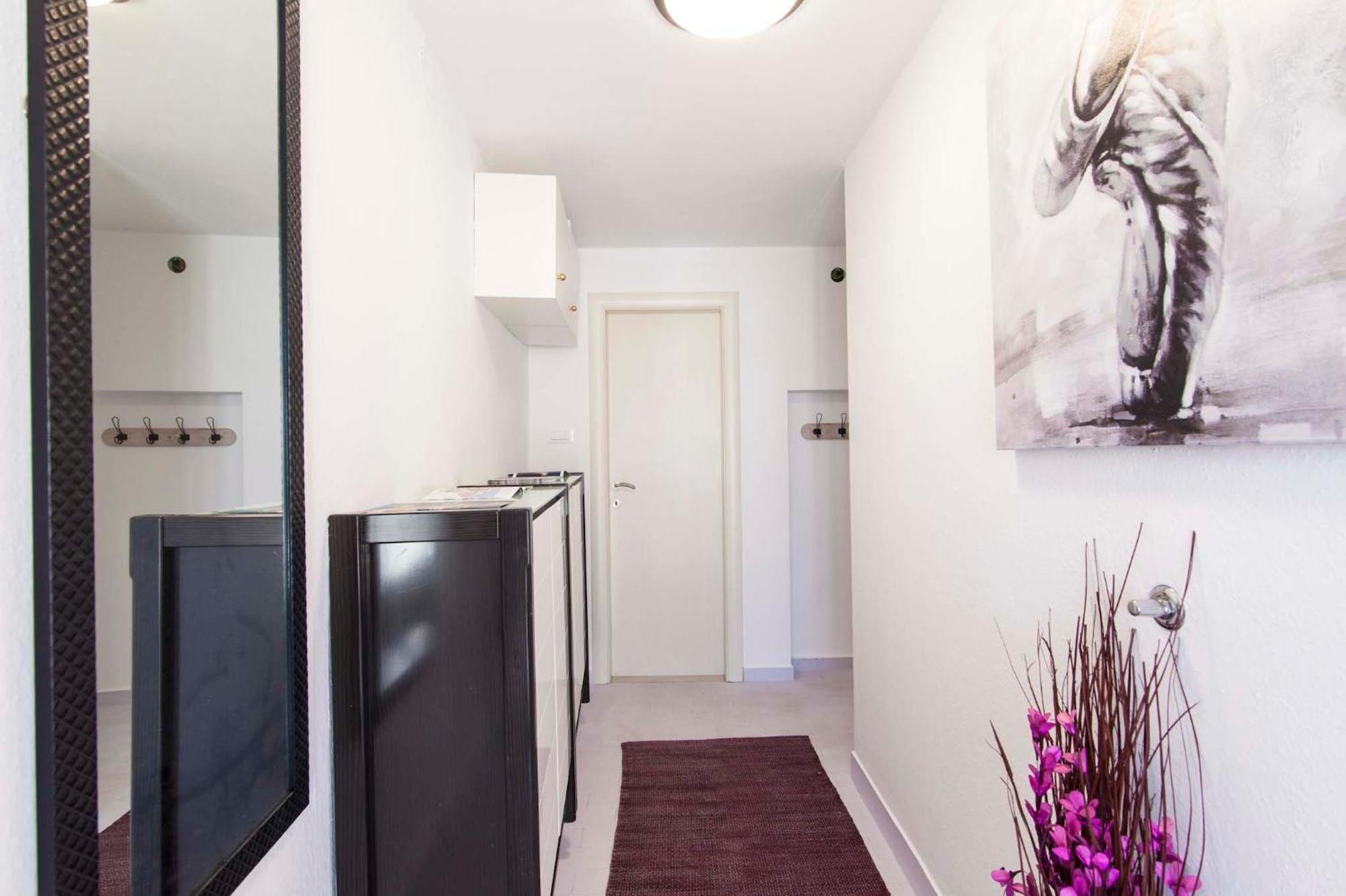 Apartment City Vibe, Great Location! Σίμπενικ Εξωτερικό φωτογραφία
