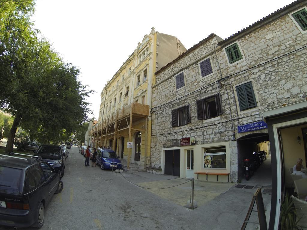 Apartment City Vibe, Great Location! Σίμπενικ Εξωτερικό φωτογραφία